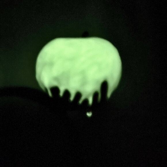 Rare Retired HTF Disney 2015 Glow in the Dark Poisonous Apple ears headband - Picture 4 of 12